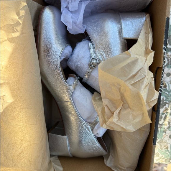 The Leather Nettie Heeled Mary Jane - Picture 8 of 13